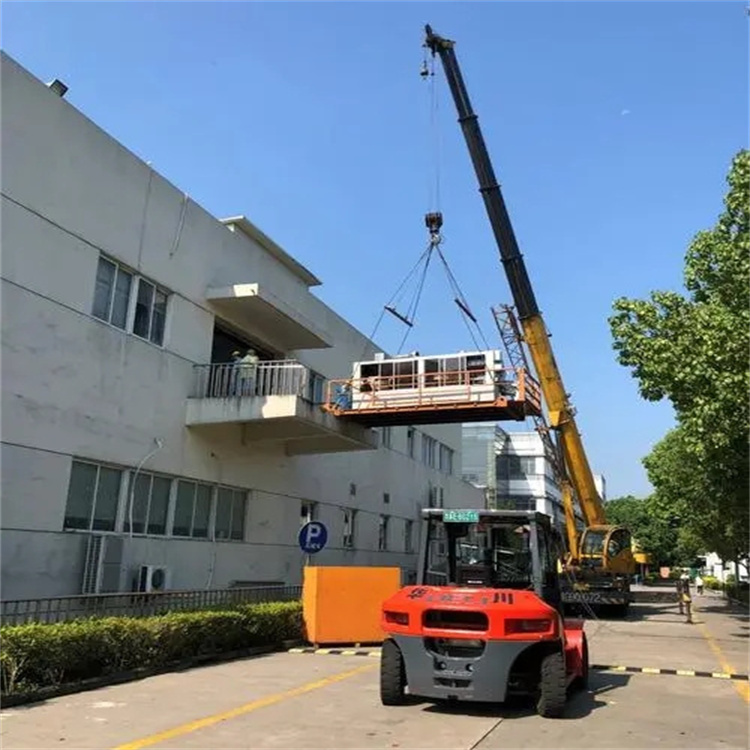 东郊镇小型吊车出租电话