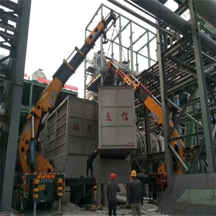 东郊镇折臂吊车租赁电话